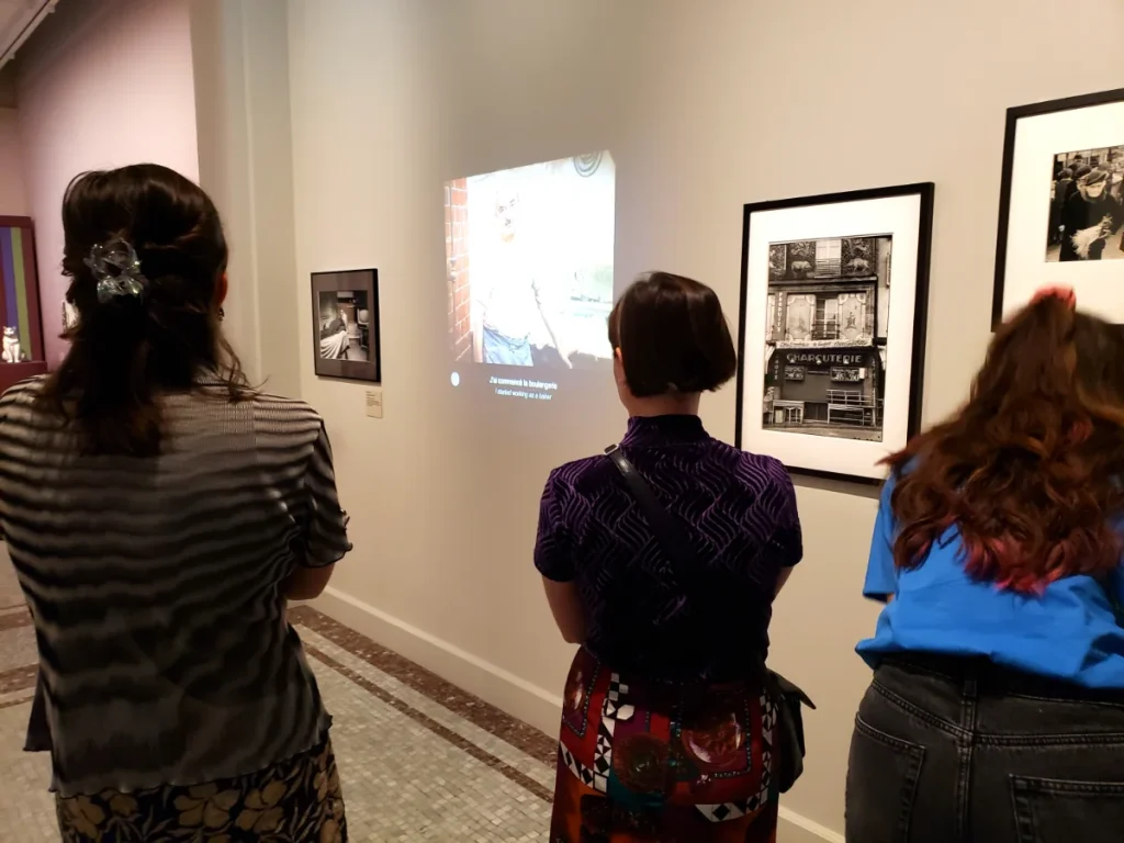 Personal Struggles, Agnès Varda and the Tragedy in Minneapolis - Women taking in the Le Paris d’Agnès Varda exhibit at Musée Carnavalet – Histoire de Paris